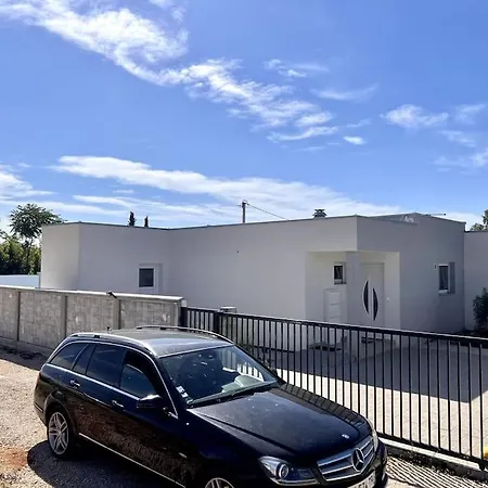 Moderne Maria-vida Piscine 2km Mostar 22km * Međugorje